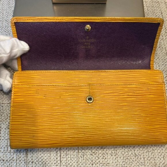 Louis Vuitton Yellow Epi Saint Jacques GM + Matching LV Wallet - Picture 13 of 16